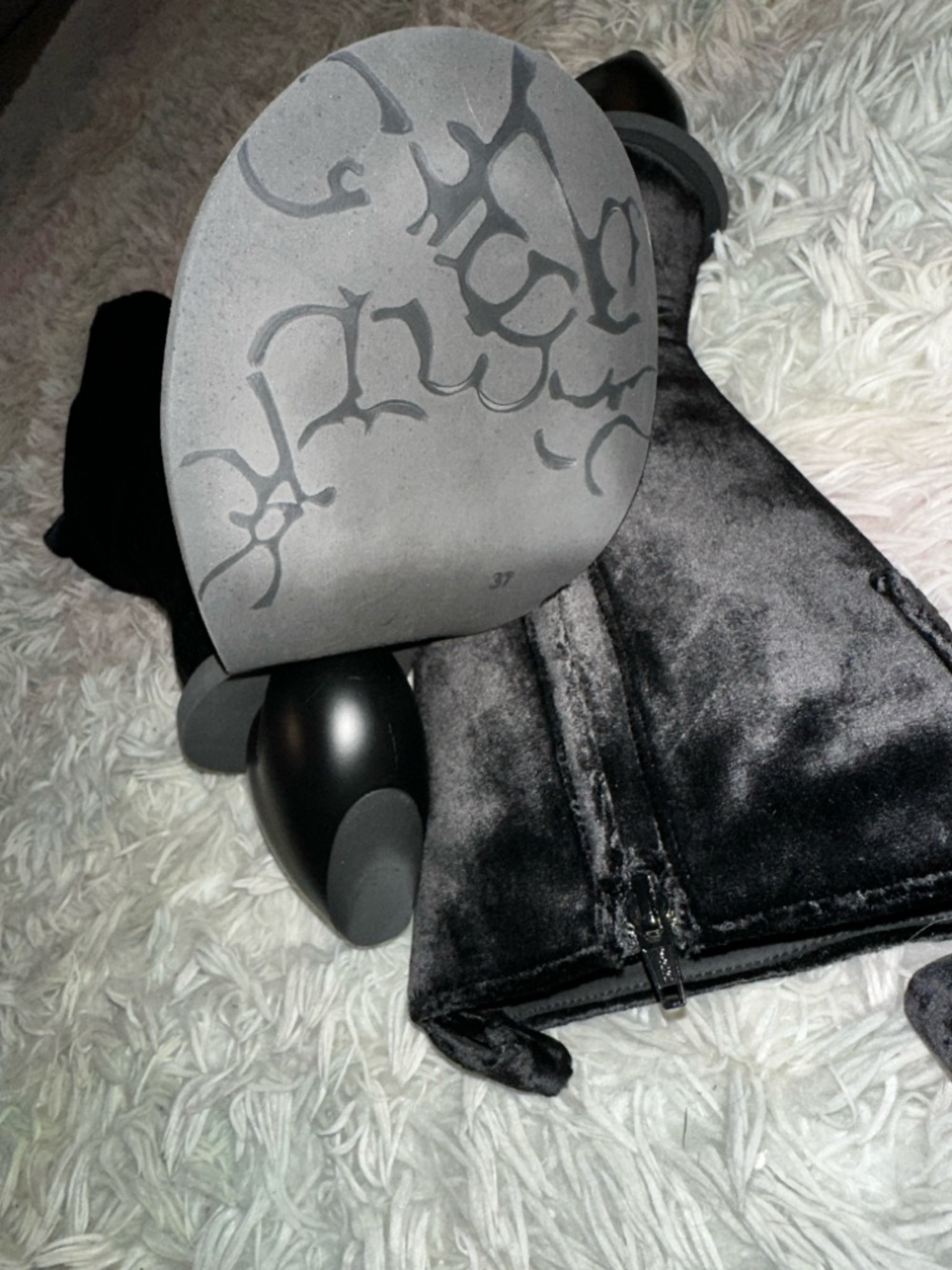 NWT Yume Yume Love Boot in Black Velvet Size 37 - Picture 10 of 13